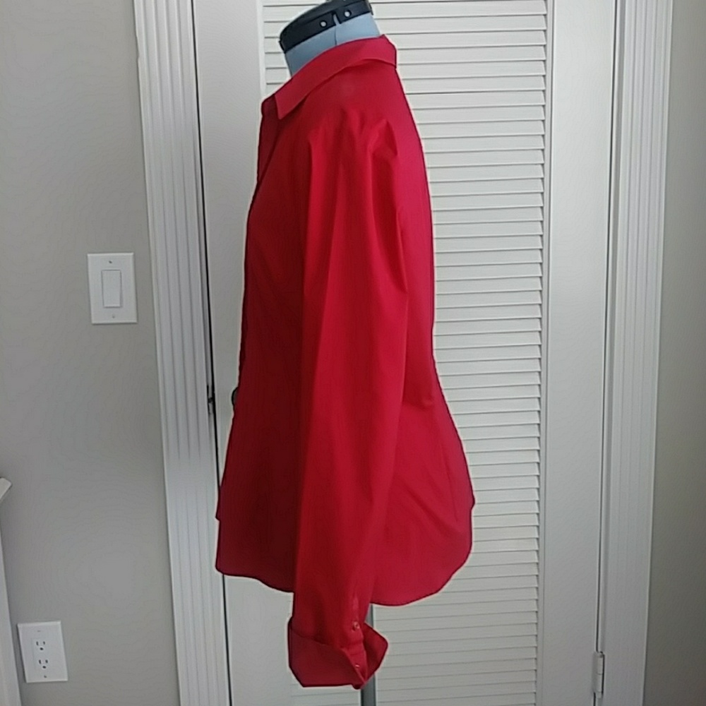 Red Colard Shirt - Picture 4 of 5